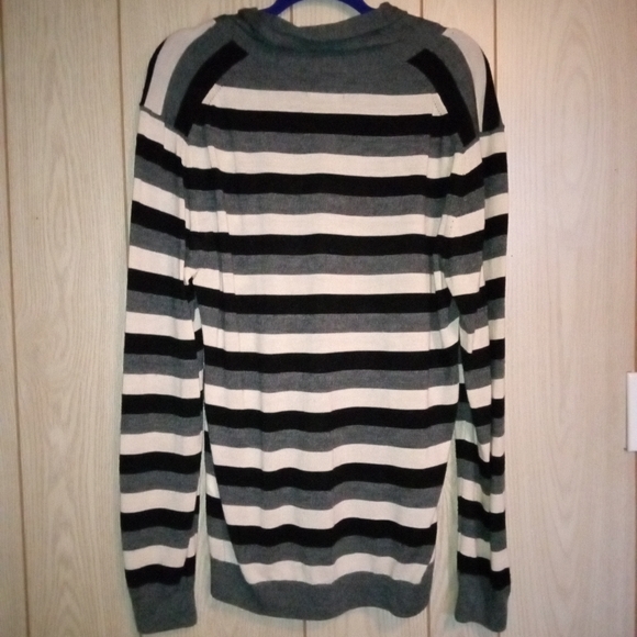 Armani Exchange Shawl Neck Thin Sweater - Picture 6 of 7